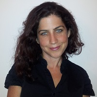 דנה ברזילי