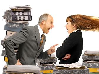 פיטורי עובדת image by shutterstock פיטורי עובדת