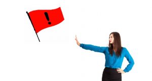 5 דגלים אדומים שעליך לאתר אצל מועמדים דגלים אדומים של מועמד