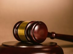 פיצויי פיטורים לאב שמתפטר כדי לטפל בילד ולהורים מאמצים שדולת הנשים תעתור לבג"ץ