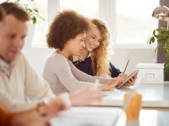 מהו ההחזר על ההשקעה בהכשרות להגברת איכות התקשורת של עובדים