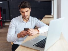 כמה שעות העובדים שלכם מבלים באתרי אינטרנט שאינם קשורים לעבודה? הסחות דעת בעבודה