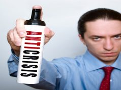 למה עדיף להתמודד עם אתגרי המיתון בלי לפטר עובדים