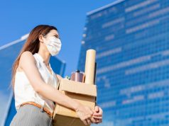 היעדרותם של כמעט חצי מהעובדים ביולי נבעה מסיבות הקשורות בקורונה