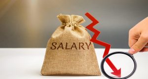 3 נזקים לארגון שמנצל ירידה בביקוש לטלנטים בגלל גילם, לחסכון בשכר