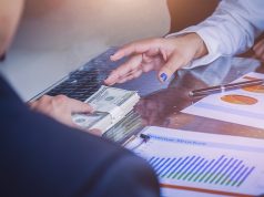 יתרונות וחסרונות בשיטת תשלום שכר לפי דרישה