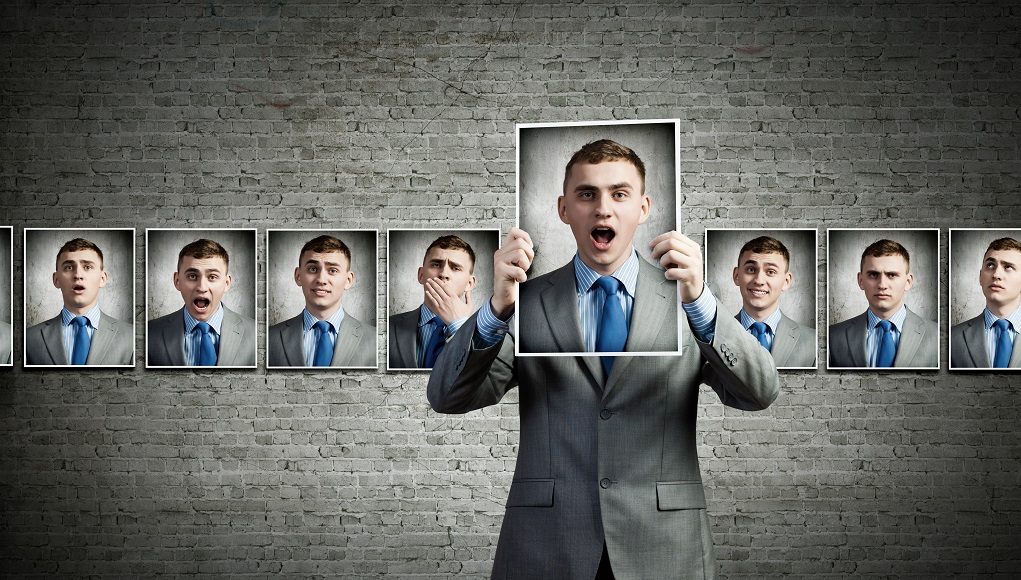 לצאת מהתבנית