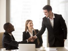 מו"מ הוא לא מלחמה: איך לנהל מו"מ עם מועמד, באופן שיוביל לגיוס מוצלח