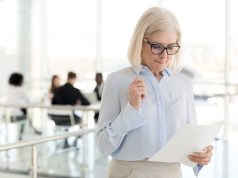 ביה"ד: ניתן להעדיף מועמד שטרם הגיע לגיל פרישה על פני מועמד בגיל פרישה מועמדים מבוגרים