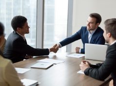 עקרונות הניהול הנכון למנהל צעיר שכפיפים לו עובדים בעלי יותר ותק