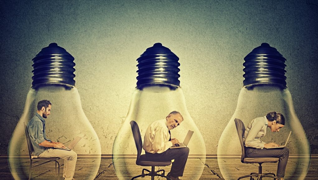 נורות אזהרה מותג מעסיק