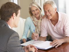 האם המעסיק צריך להפקיד לביטוח פנסיוני של גמלאים-עובדים