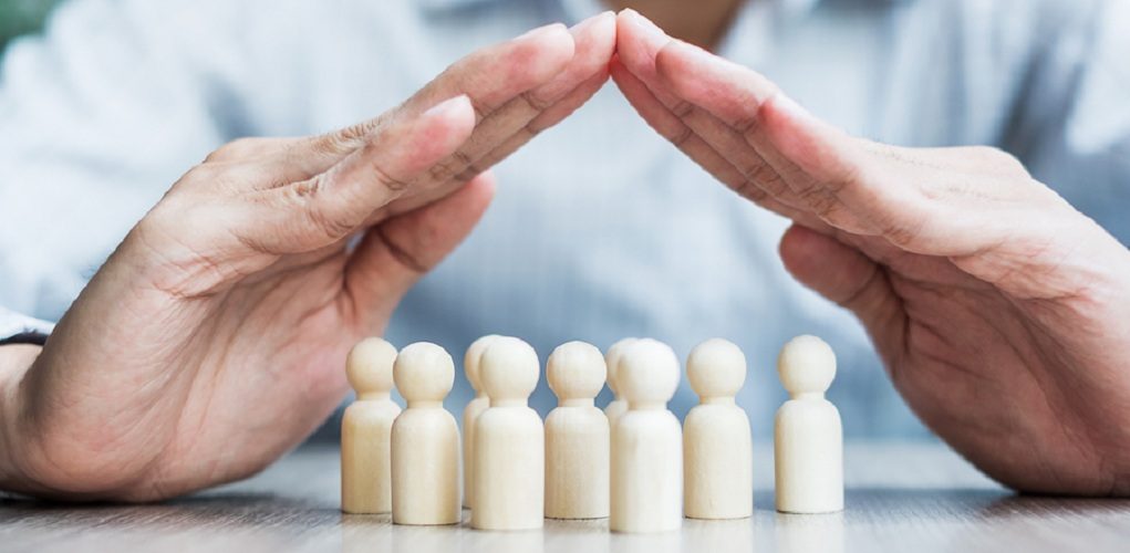 Businessman,Hand,Cover,Man,Wooden,From,Crowd,Of,Employees.,People,