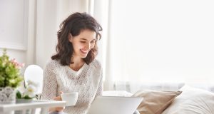 ניטור ע"י מעסיק ופרטיות העובד בעידן ה-AI והעבודה ההיברידית